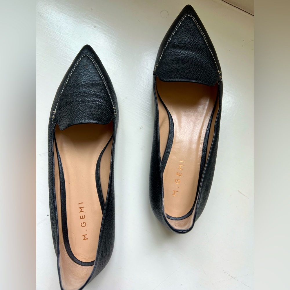 black flats